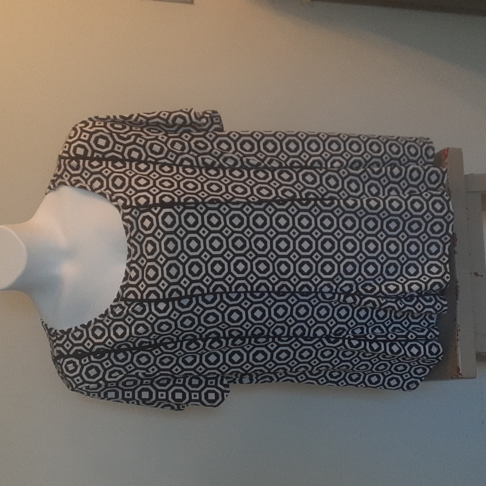 Ashley Stewart short sleeve shirt